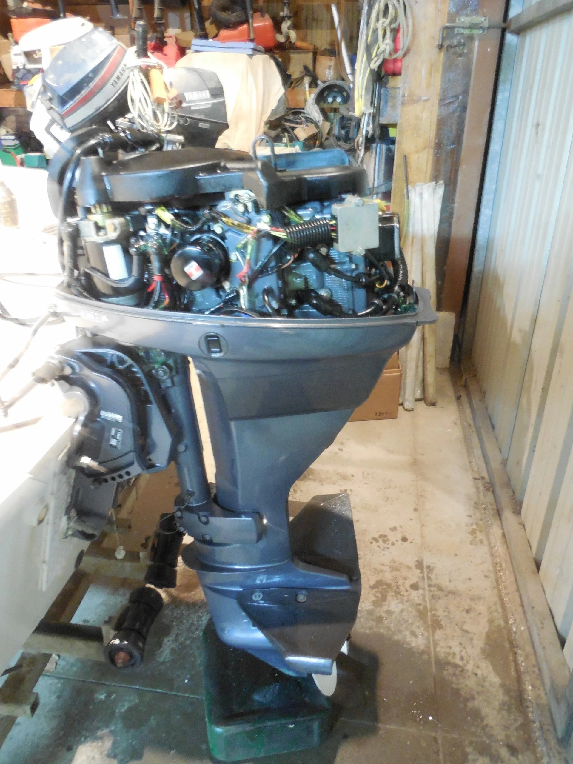 Moteur HIDEA HDEF 25 Cv 4 Temps E.F.I, Arbre Long, Barre Franche, Démarrage électrique – Image 4